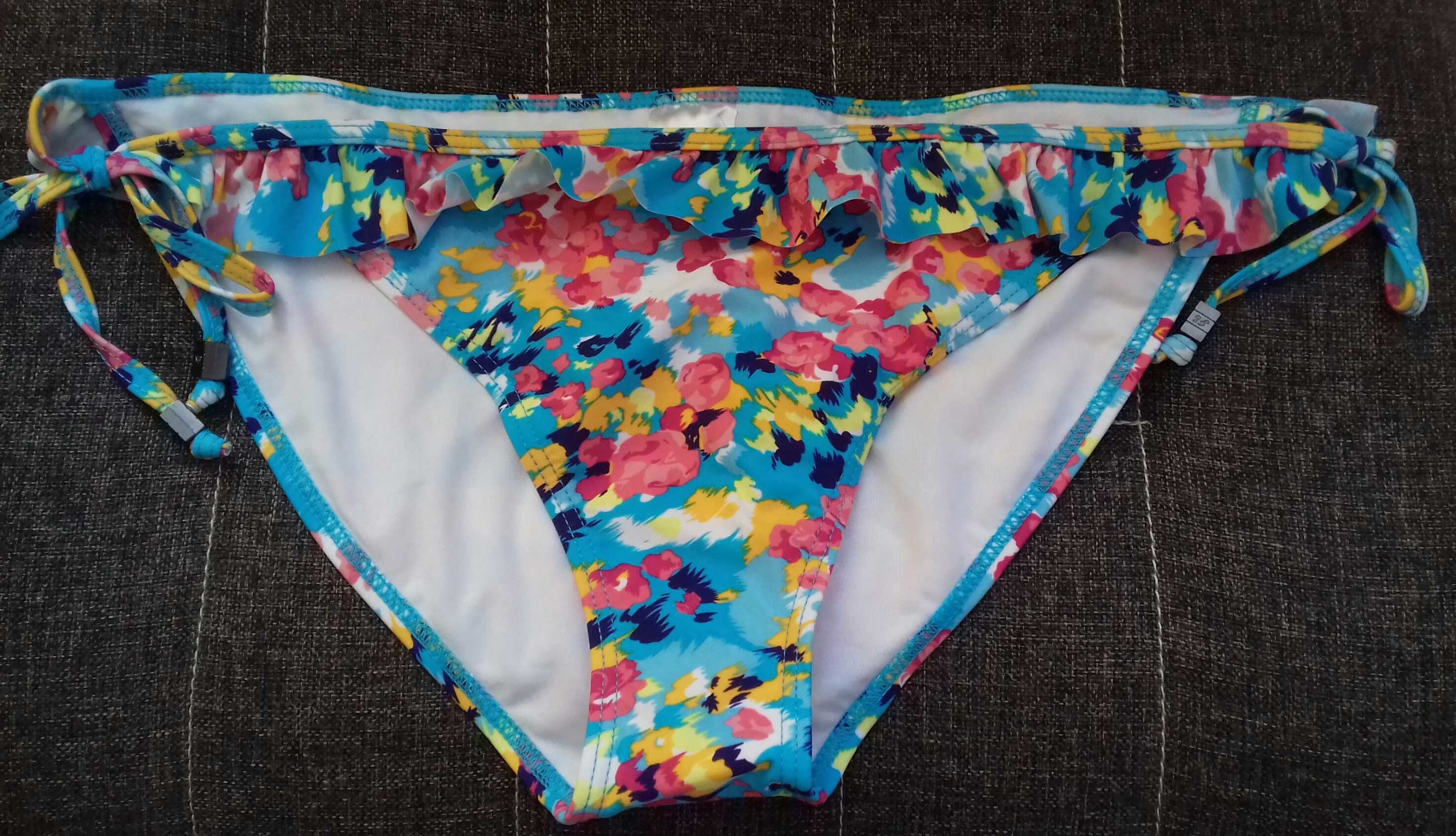 Dół od bikini kolorowy z Pepco r.XL
