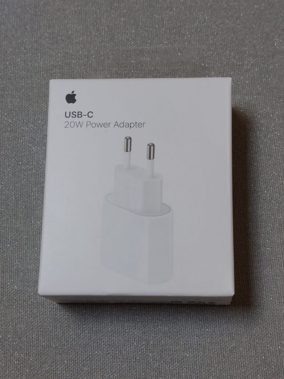 Adaptador de Corrente Original USB-C e 20W de Potência para Iphone.