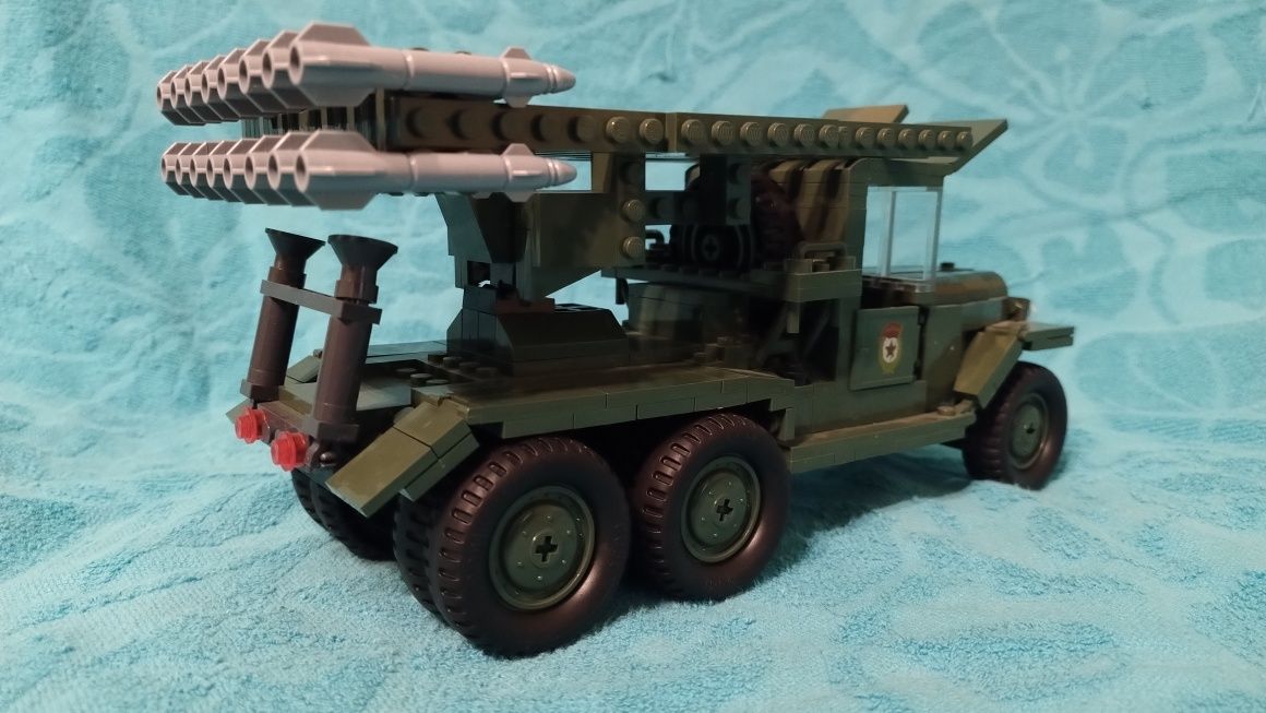 Cobi katiusza bm-13 zis Bitwa o Berlin.
