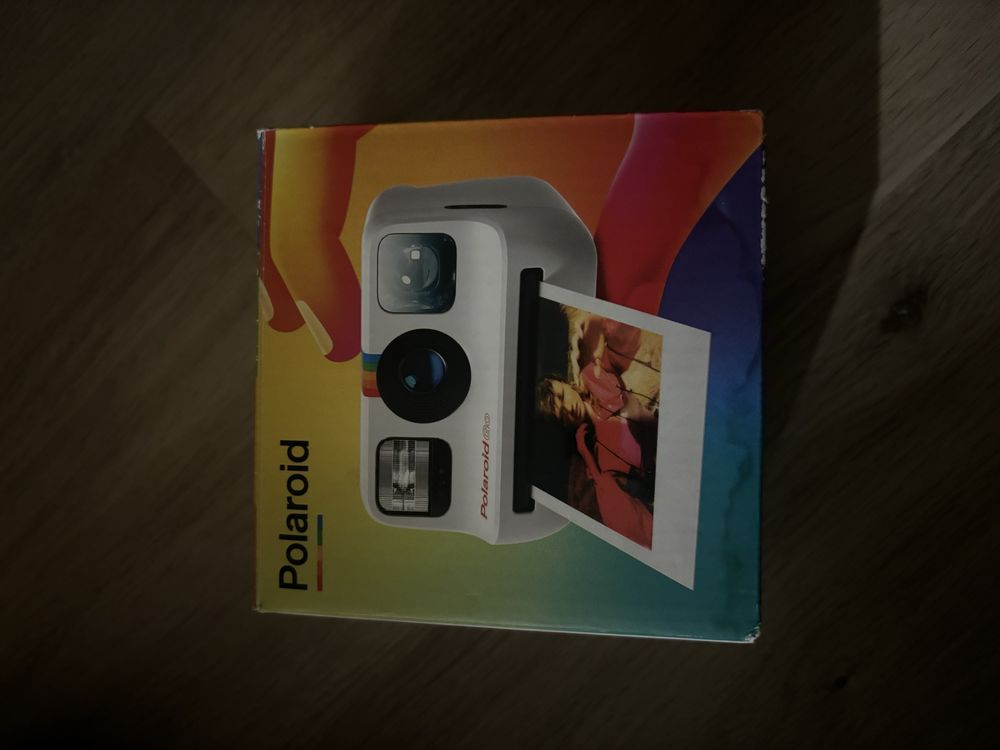 Aparat polaroid go