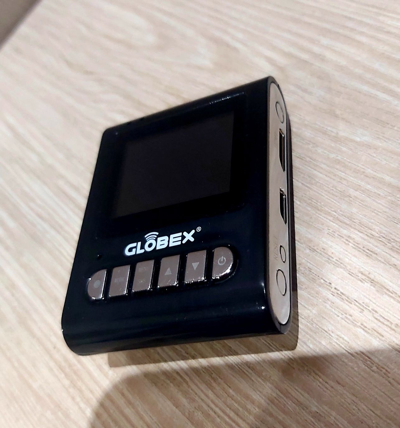 Видеорегистратор Globex GU-DVH009