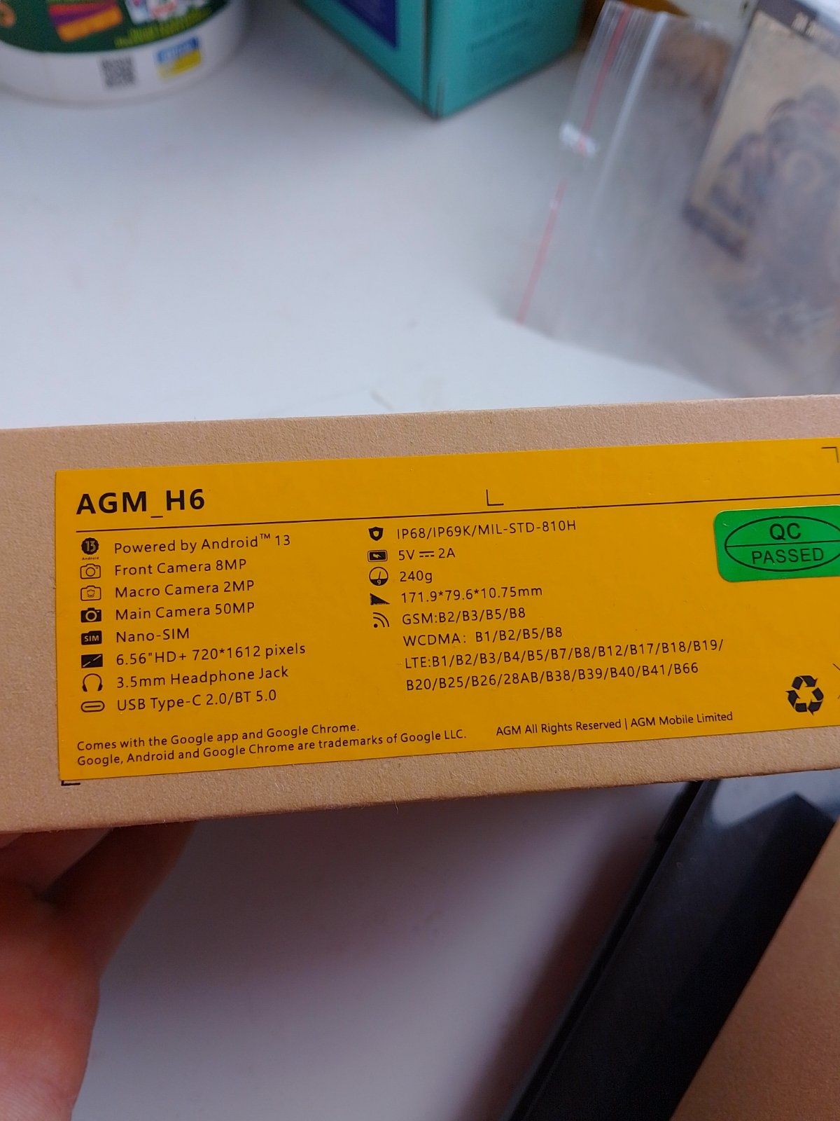 Протиударний смартфон AGM H6