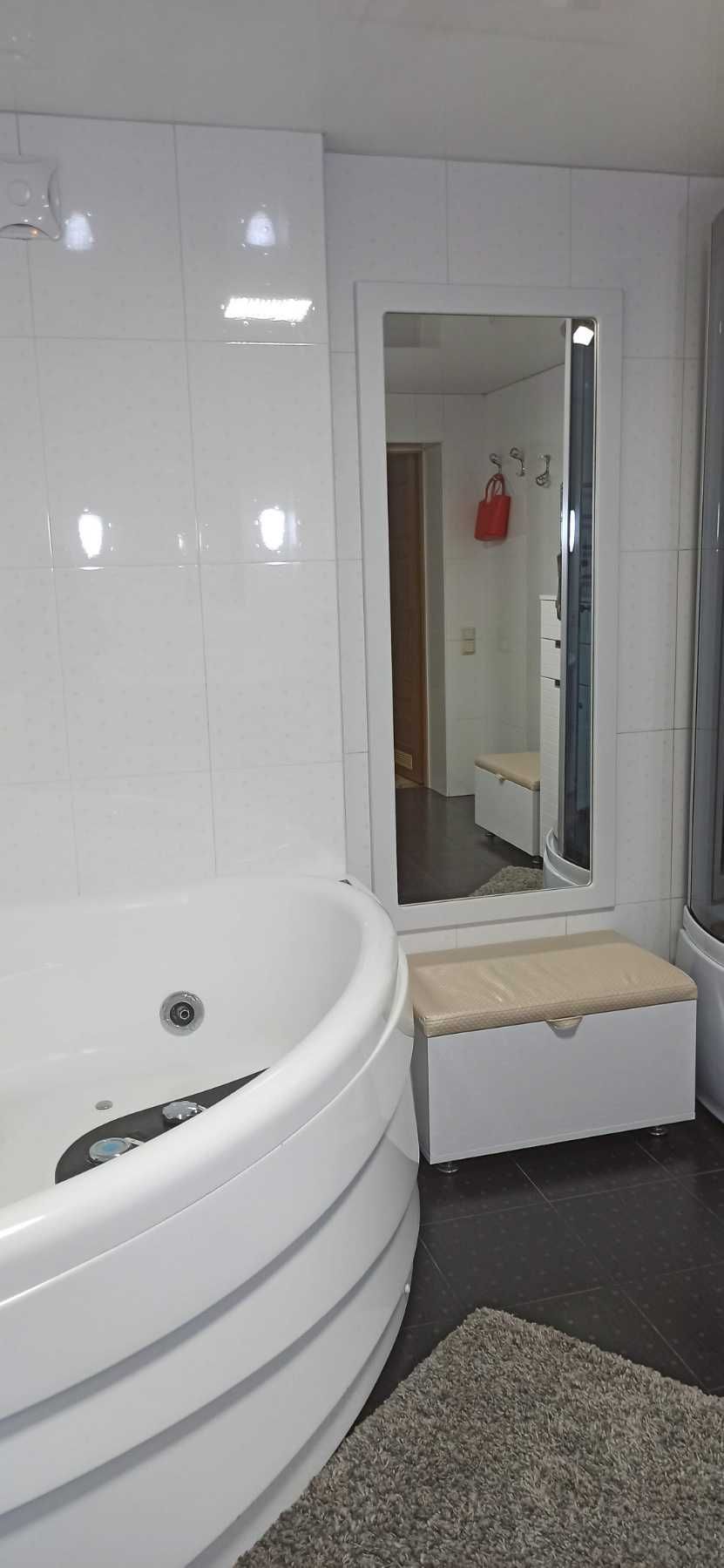 Продам будинок в центрі міста , вул. Пашутінська