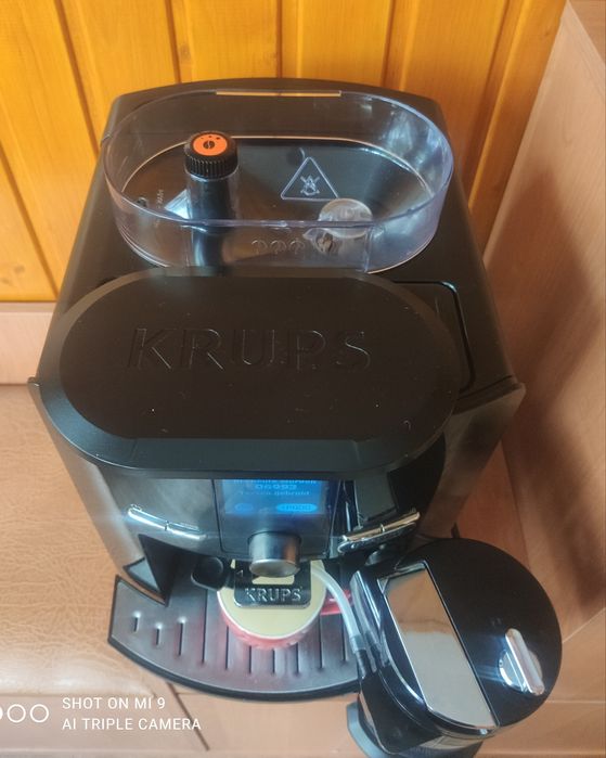 Кавомашина/кавоварка/кофемашина Krups EA 82 з Німеччини ідеал