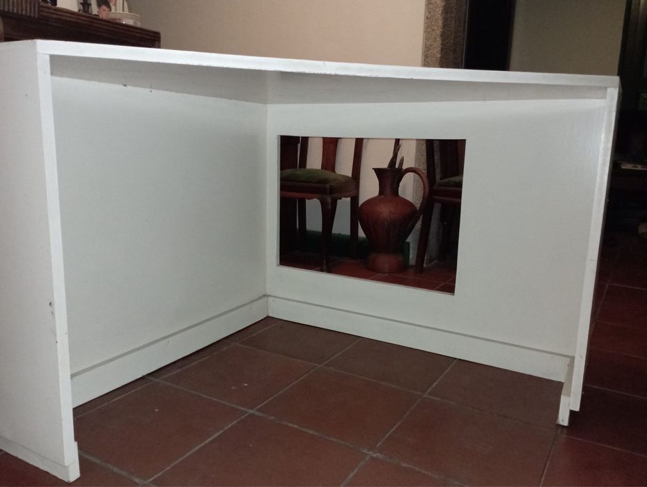 Secretária de canto