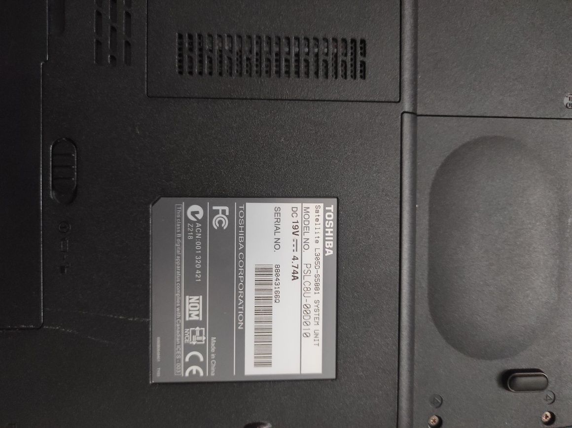 Laptop Toshiba L305D-S5881 na części