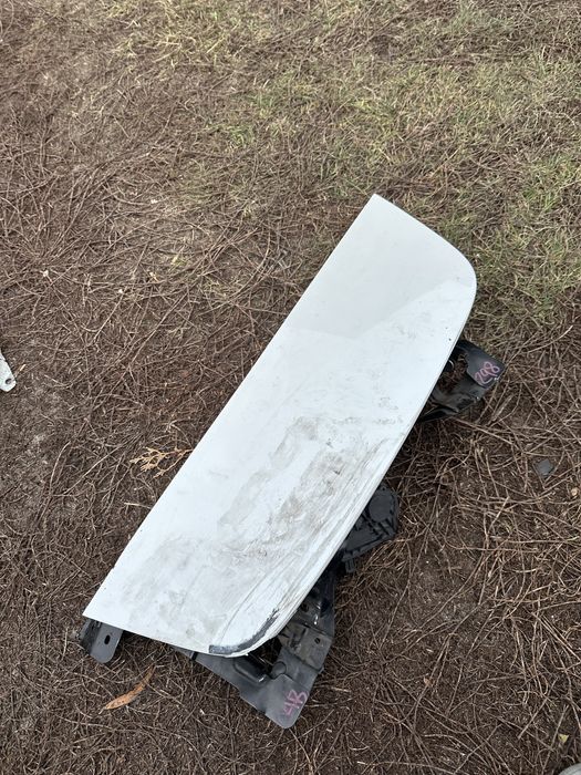 Лючок зарядки під відновлення Nissan leaf 2