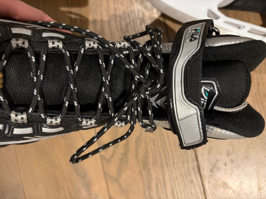 Męskie łyżwy hokejowe Fila rozm. 45,5