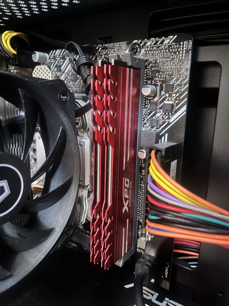 i5 10400f, GTX1660 Super, 16gb DDR4 ігровий компʼютер
