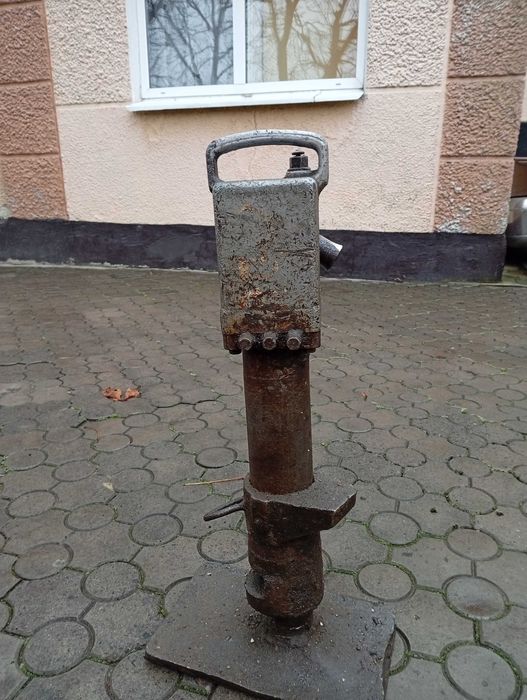 Донкрат залізодорожний рейсовий