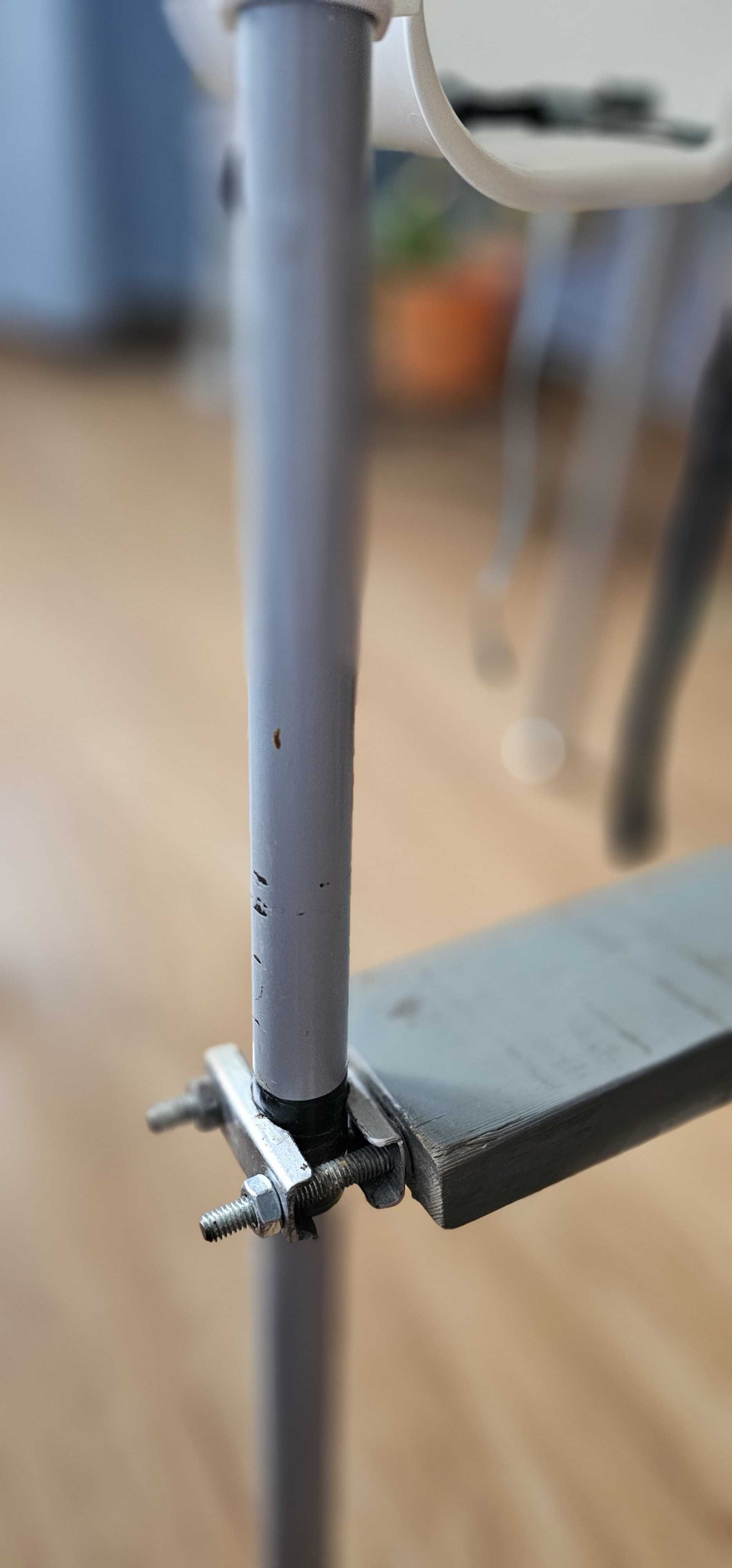 Krzesełko do karmienia Ikea Antilop z podnóżkiem