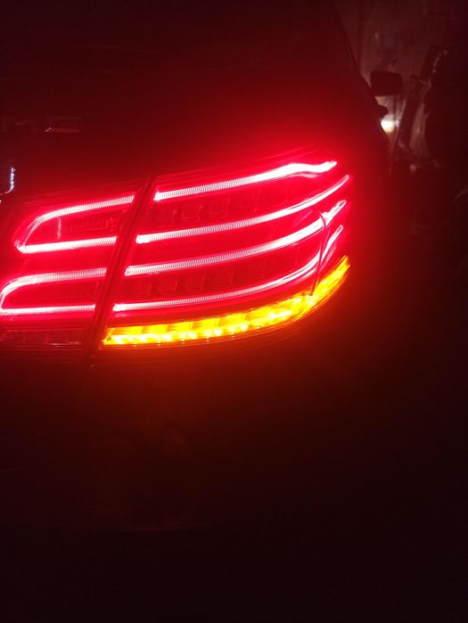 Задний Рейстлин новый фонарь на Мерседес Е212 левый правый