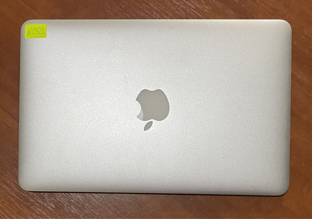 MacBook Air A1370 11.6"/2GB RAM/60GB SSD! N1321