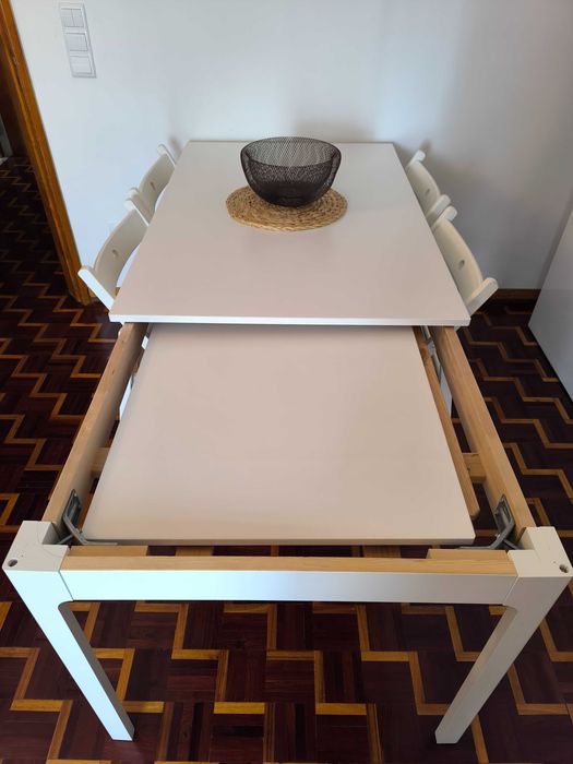 Mesa de refeição extensível ikea