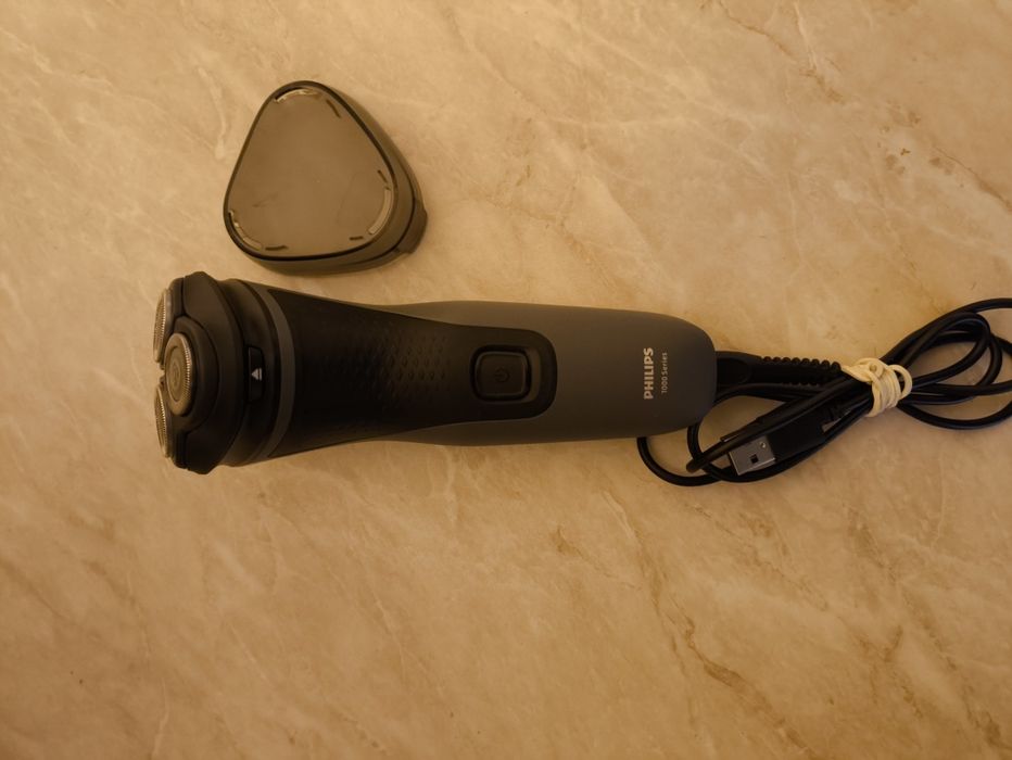 Бритва  Philips series 3000,1000