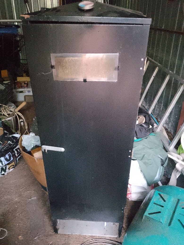 Sprzedam wedzarke ogrodowa Biowin  model330208