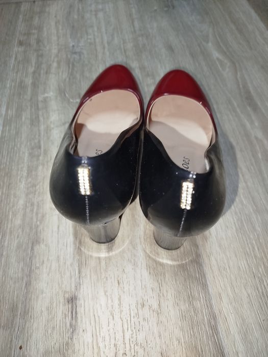 Продам, бажано комплектом