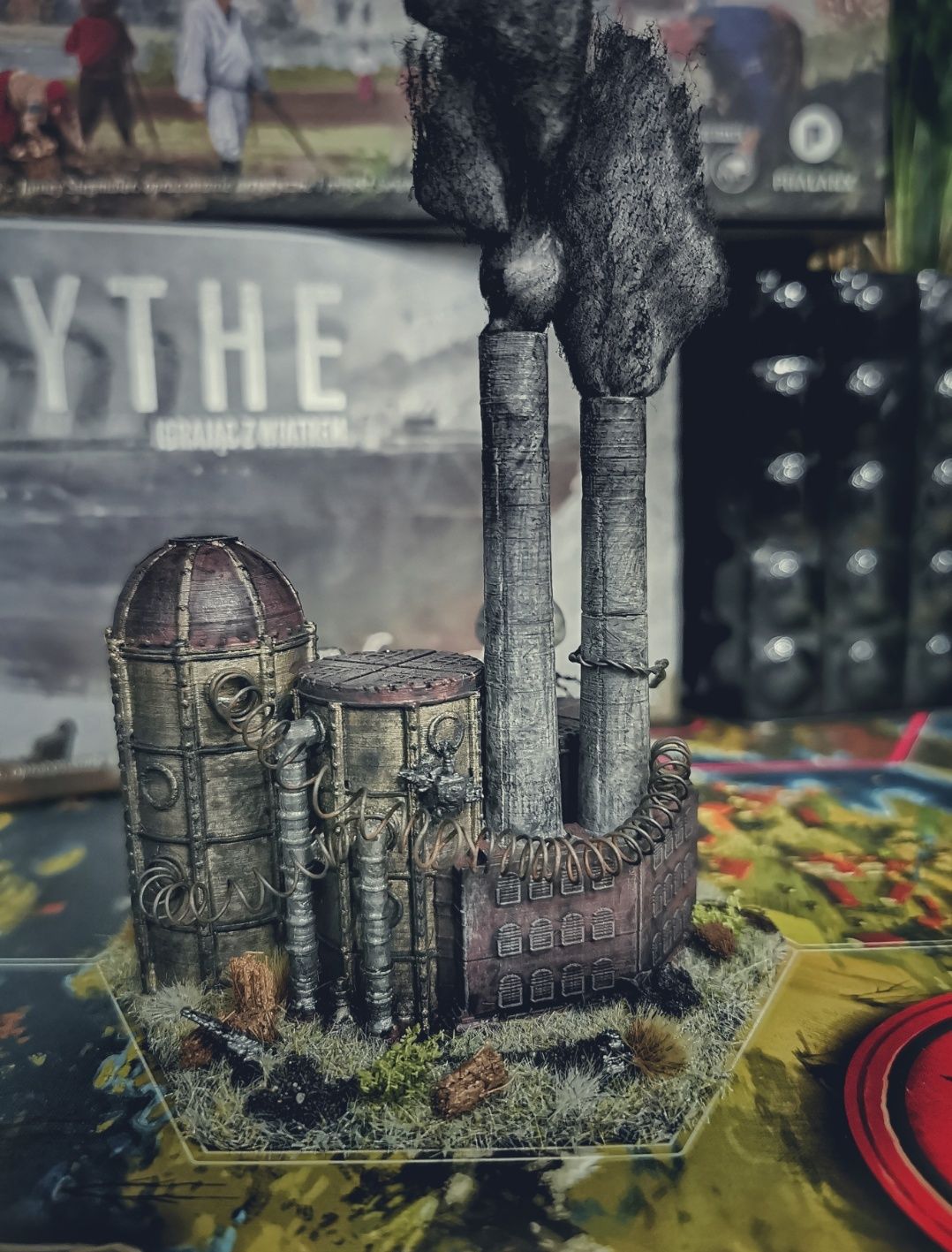Fabryka Scythe pomalowana
