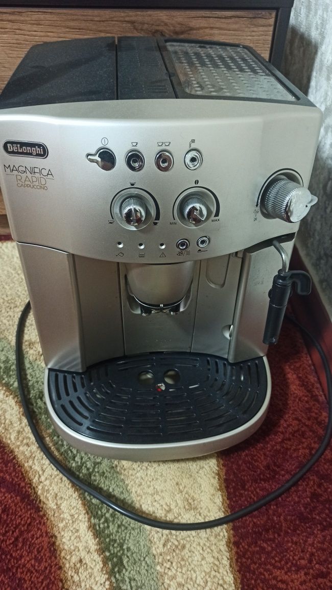 Delonghi ESAM 4300