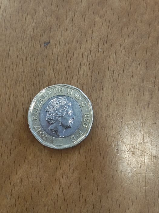 One pound Elizabeth II