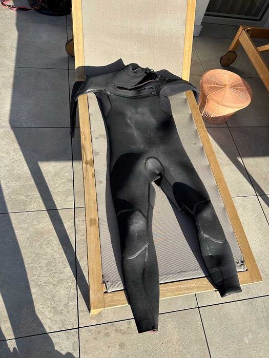 fato de surf oneill 5/4 mm MS (modelo FIRE)