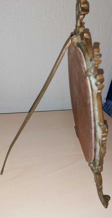 Moldura espelho em latão pesado com suporte de mesa