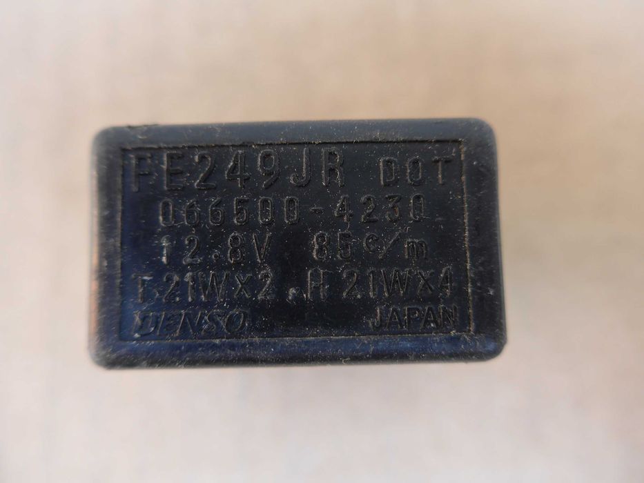 Suzuki DL 650 PRZERYWACZ kierunkowskazow wentylator przewody hamulcowe