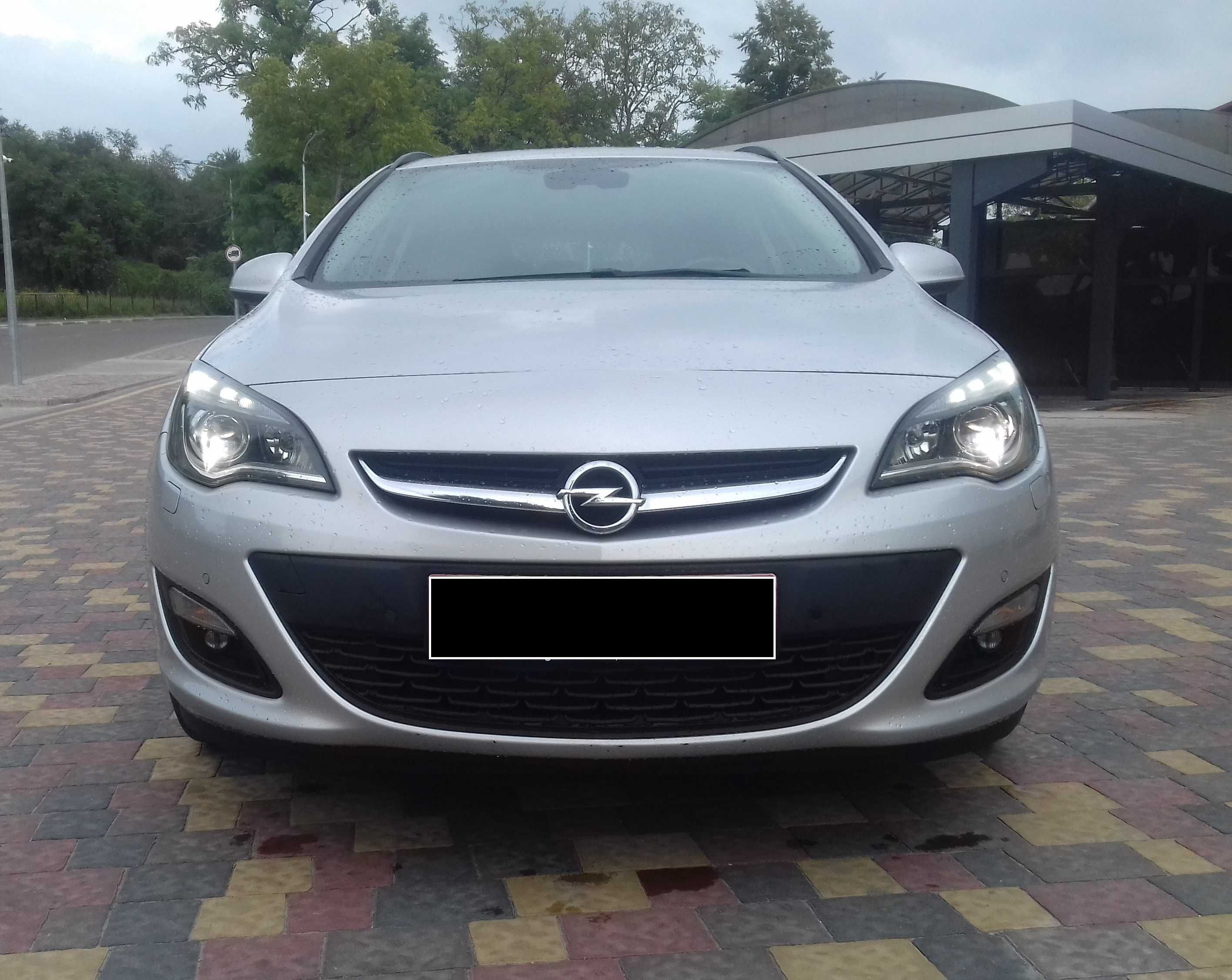 Opel Astra Tourer 2.0 CDTI 2014