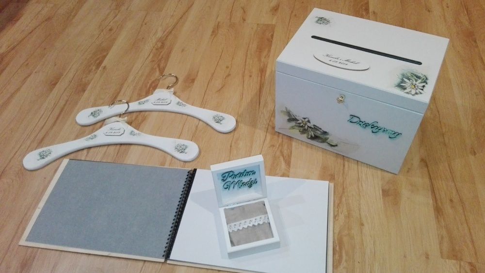 Skrzynka drewniana na koperty, obrączki,podziękowania