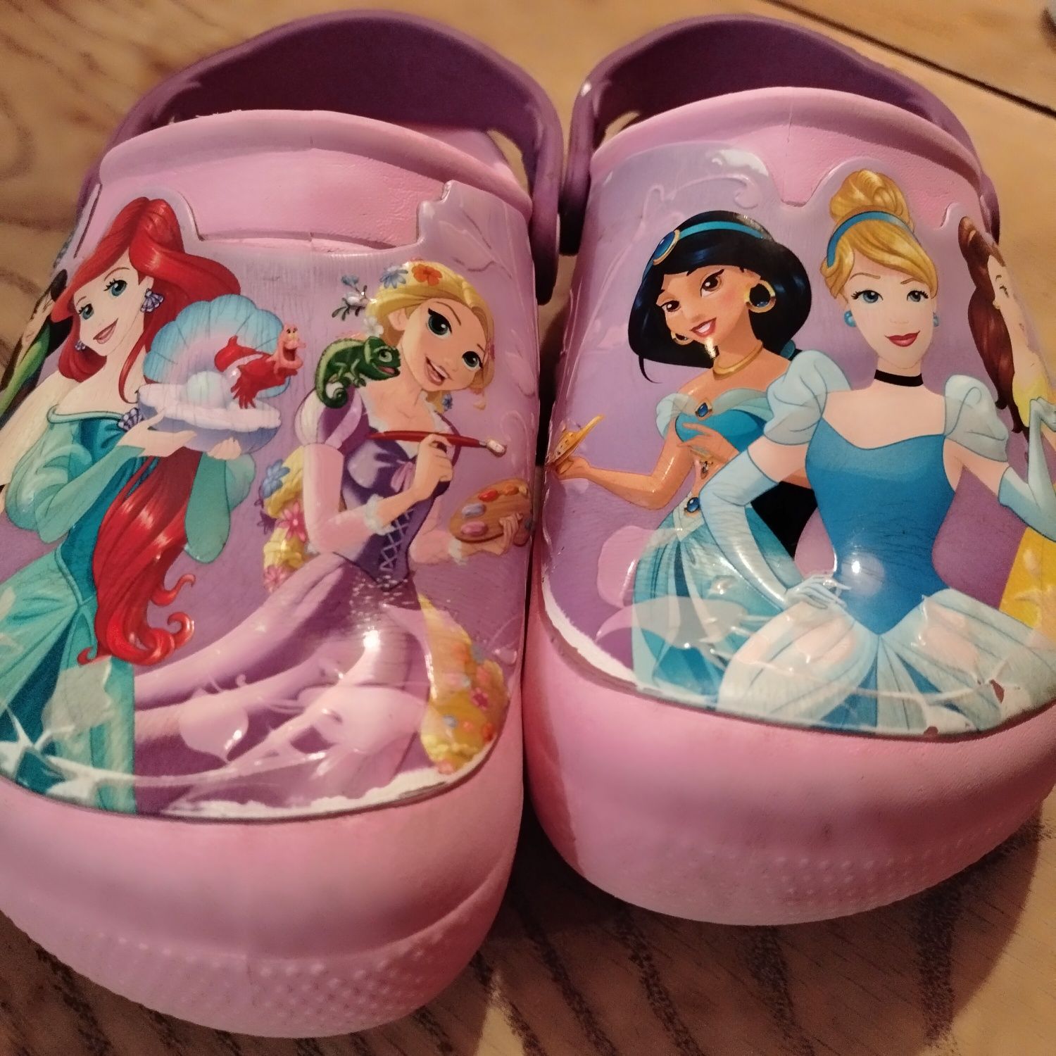 Świecące klapki dziecięce Crocs rozm. C 13