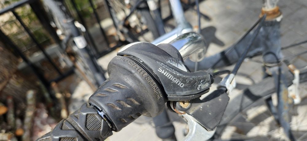 2 bicicletas city. Inox e aluminio