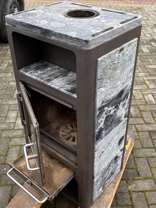 Kominek wolnostojący