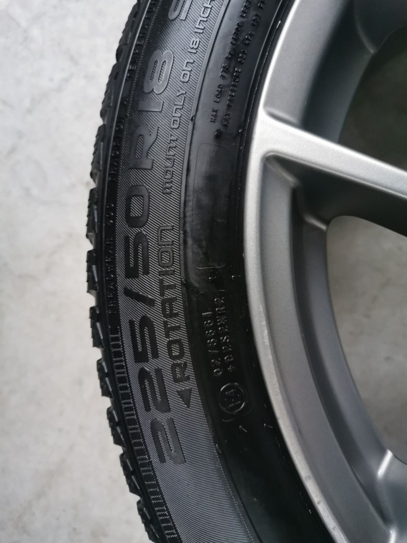 Opony Nokian WR D4 225/50 R18