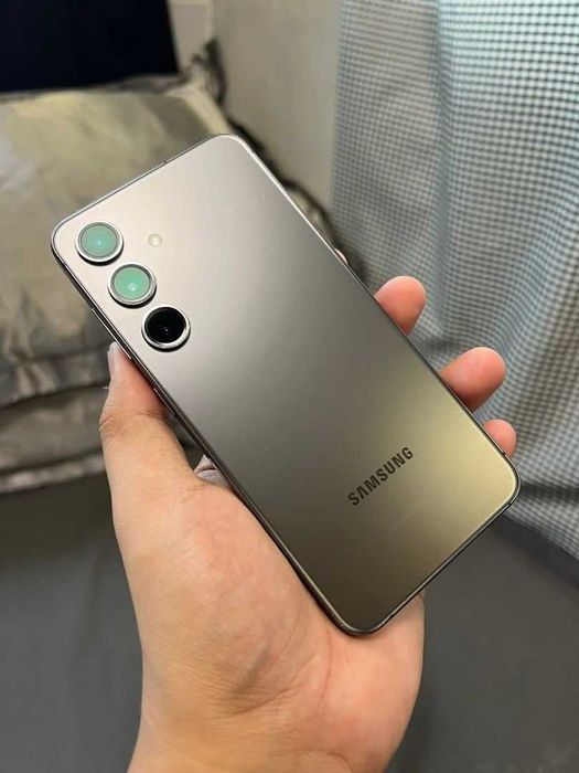 Samsung Galaxy S24 5G **8gb/256gb**