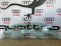 Стекло Скло передней двери левое правое  Audi A4 B8 08-16 год