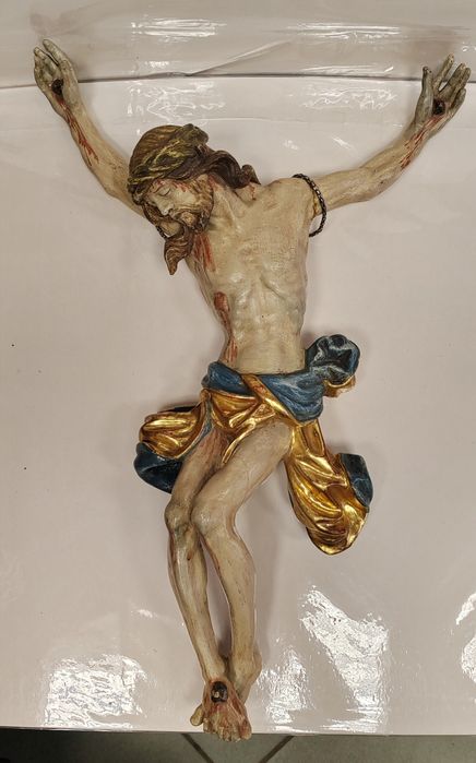 Stara figura ukrzyżowany Chrystus