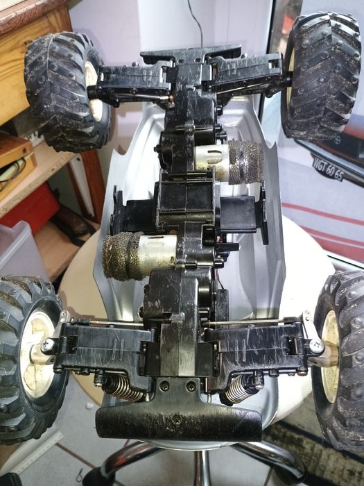 Zdalnie sterowany tamiya rc dual Hunter