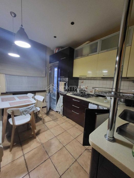 Продається велика 4К квартира у СТАЛІНЦІ парк Артема