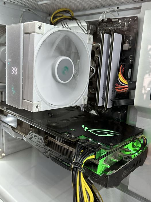 Комплект процесор Ryzen 7 материнка Asus rogStrix B550 та кулер, ССД