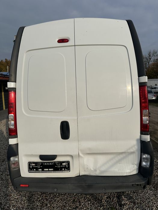 Renault trafic 2014.  2.0 dci klimatyzacia nawigacja