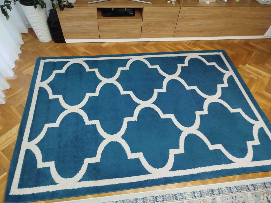 Dywan do pokoju / salonu - 270×180 cm
