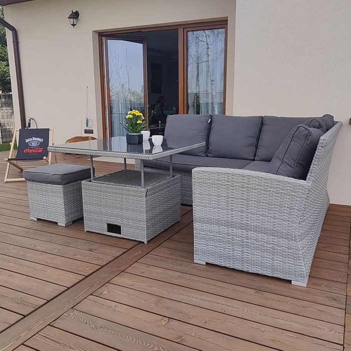 Piękny bardzo wygodny komplet Narożnik, stolik, pufa technorattan.