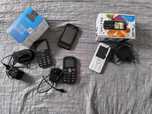 Cztery telefony MaxCom, Alcatel, Motorola Defy,Alcatel