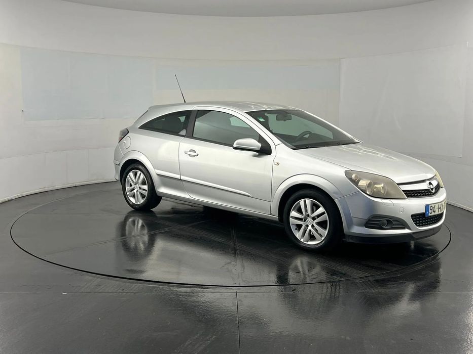 Opel Astra GTC