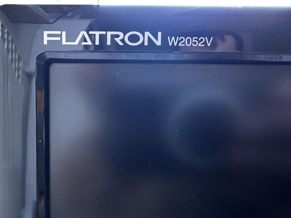 Monitor LCD LG Flatron 20” W2052V-PF! HDMI!