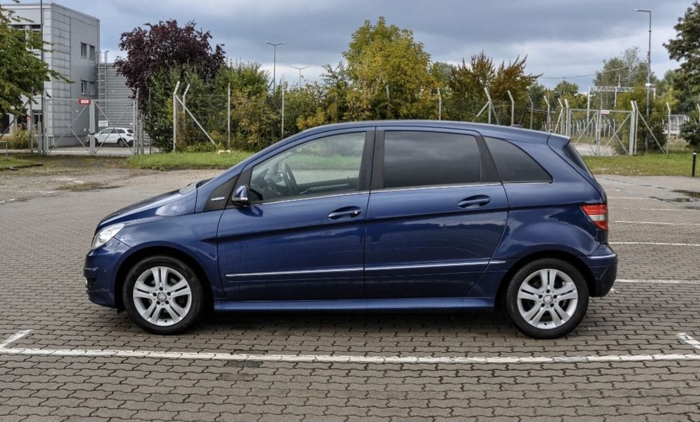 Mercedes-Benz Klasa B 1,5л Бензин 2010 рік