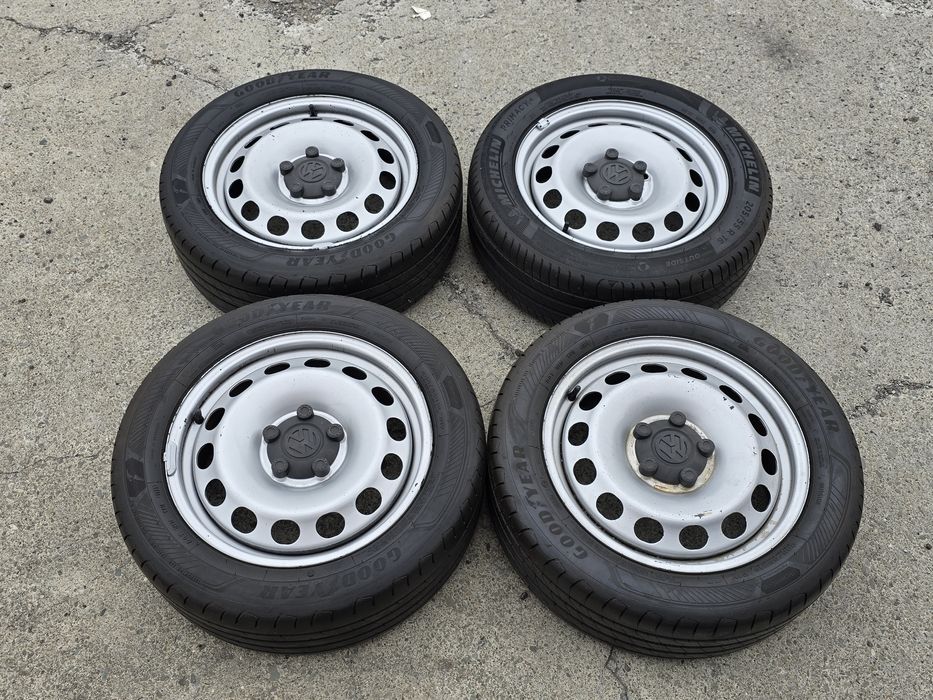 Felgi VW Volkswagen VAG Caddy 205/55R16 + opony GoodYear dekielki -bdb