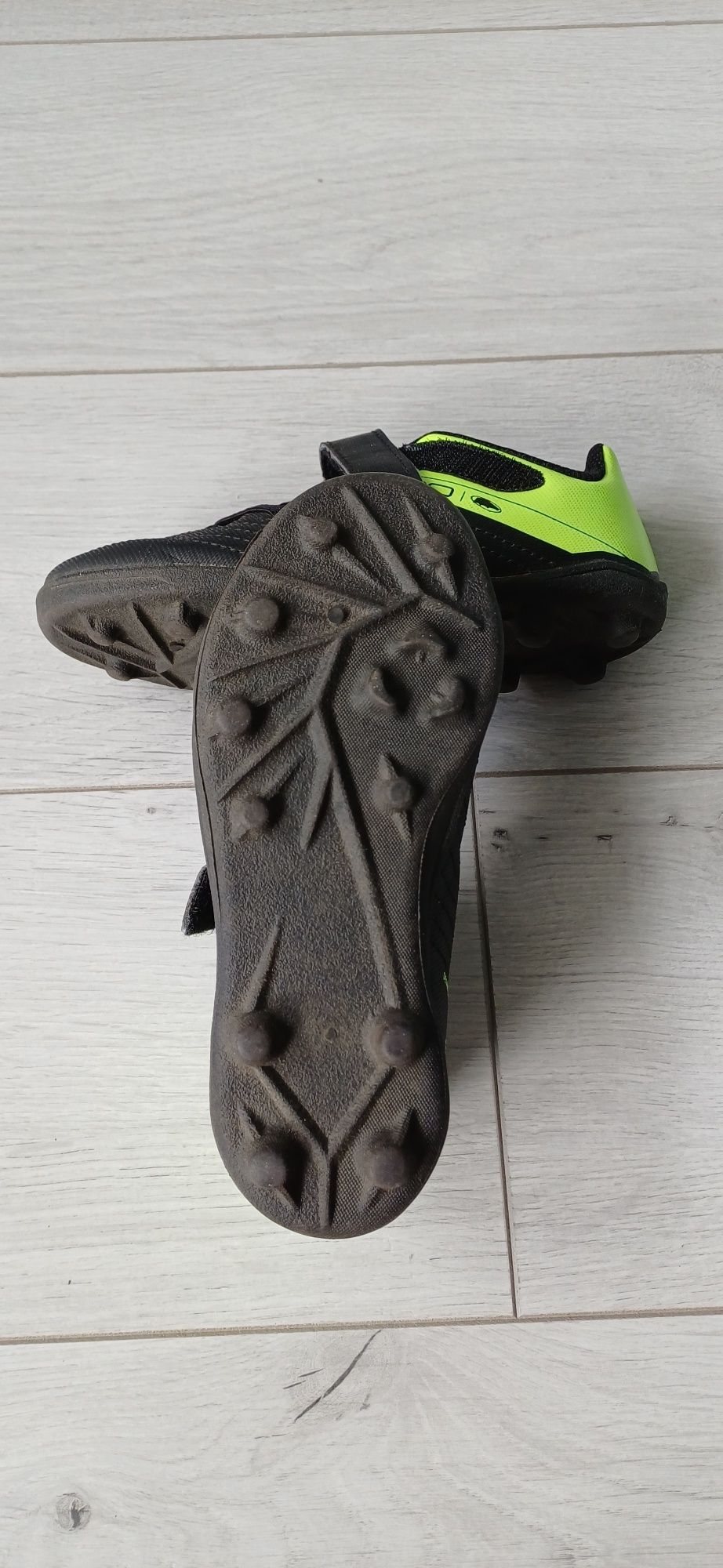 Buty do gry w piłkę Kipsta r. 29