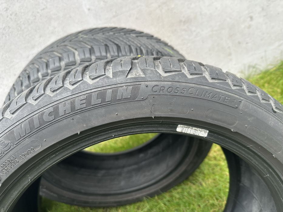 Opony Michelin CrossClimate 2 225 45 R17 Y komplet