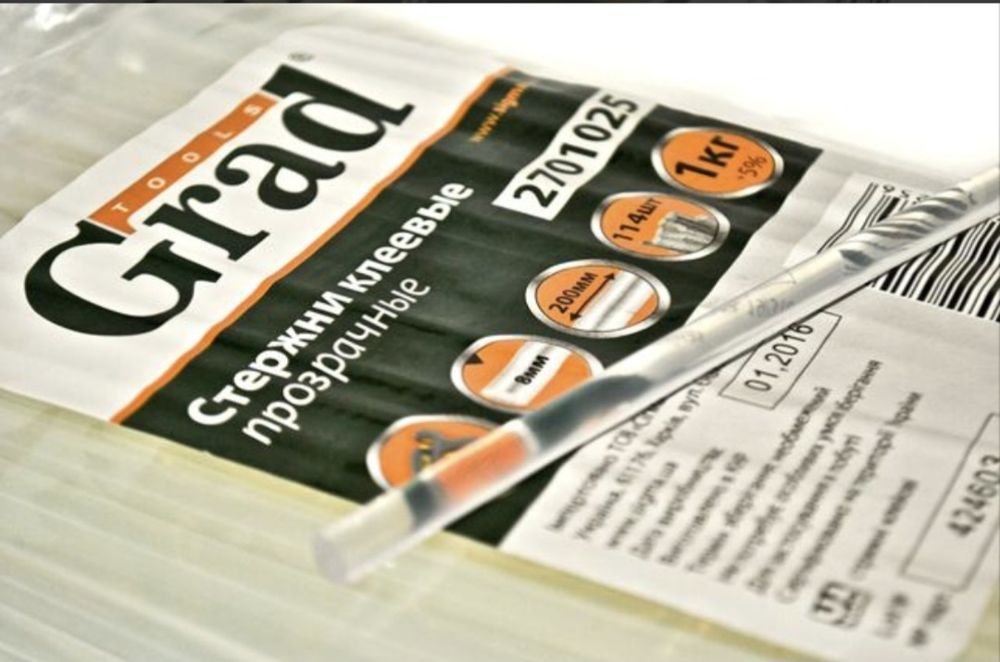 Стрижні клейові прозорі/ силіконовий клей 8 x 20см. 1кг ціна 220грн